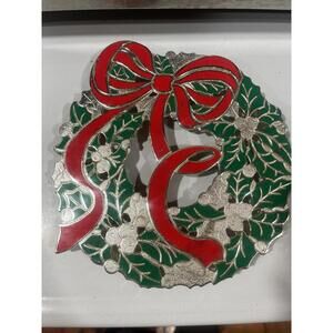Vintage Cast Metal Christmas Wreath Green And Red Trivet,  8 Inches Nostalgic.